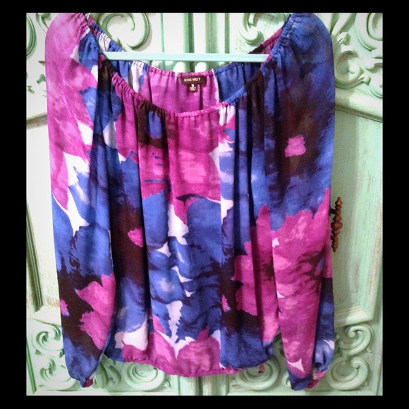 Nine West Tops - Nine West Flowy Blouse