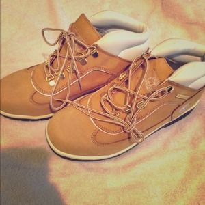 NWT Timberland booties