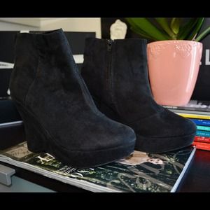 Express Wedge Booties