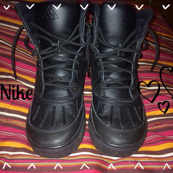 Nike ACG Boots