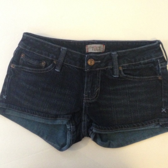 ⭐️2 FOR $15⭐️Dark Denim Shorts