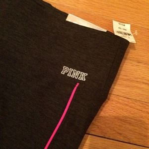 BNWT Pink vs yoga pants