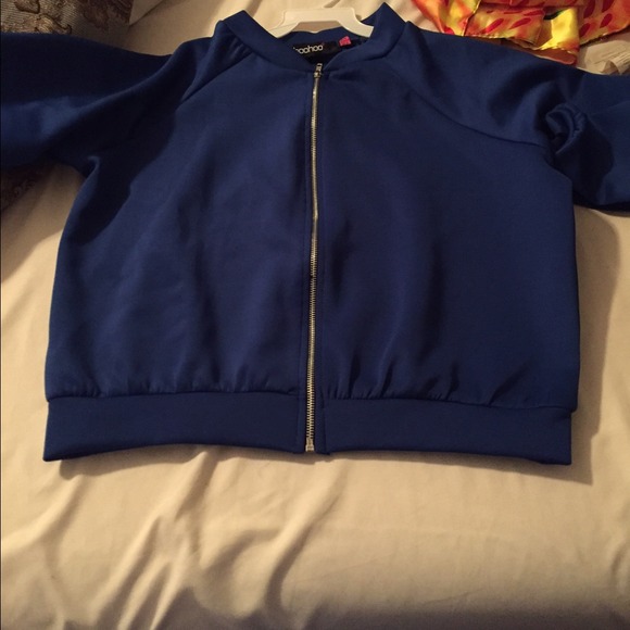 Women's clothing