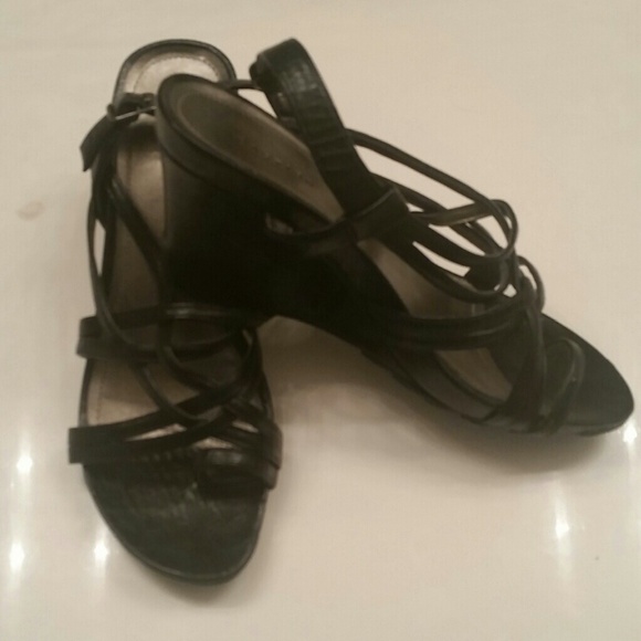 Shoes - Picture 2 of 3