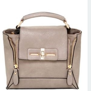 Melie Bianco Edith small cross body gray bag