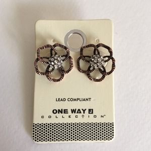 Metal Flower Earrings