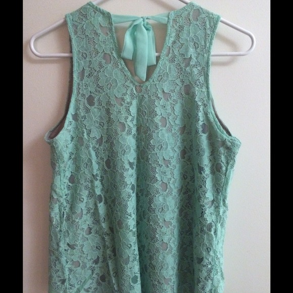🚫sold in bundle🚫Mint lace tank top - Picture 2 of 3