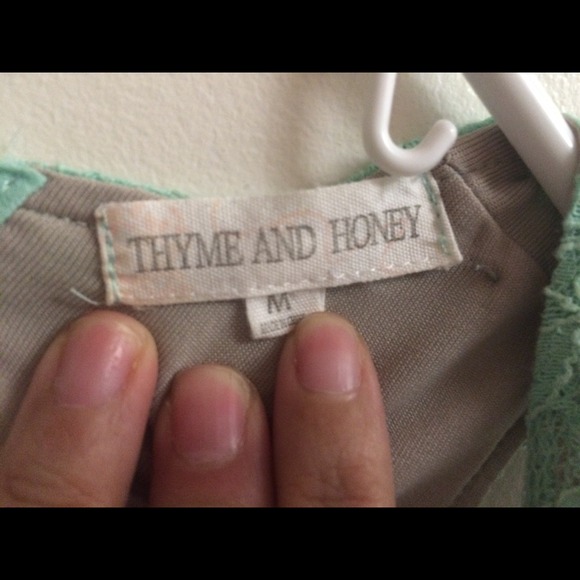 🚫sold in bundle🚫Mint lace tank top - Picture 3 of 3