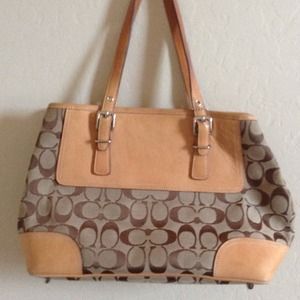 Coach - Vintage Hampton Style Tote