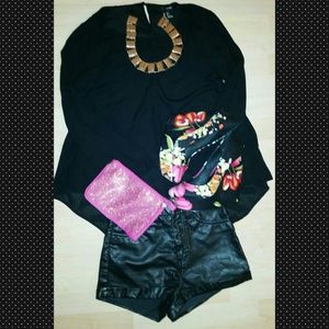 🎀ALDO BLACK FLORAL WEDGES🎀