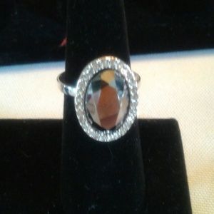 Beautiful Lia Sophia Ring size 7