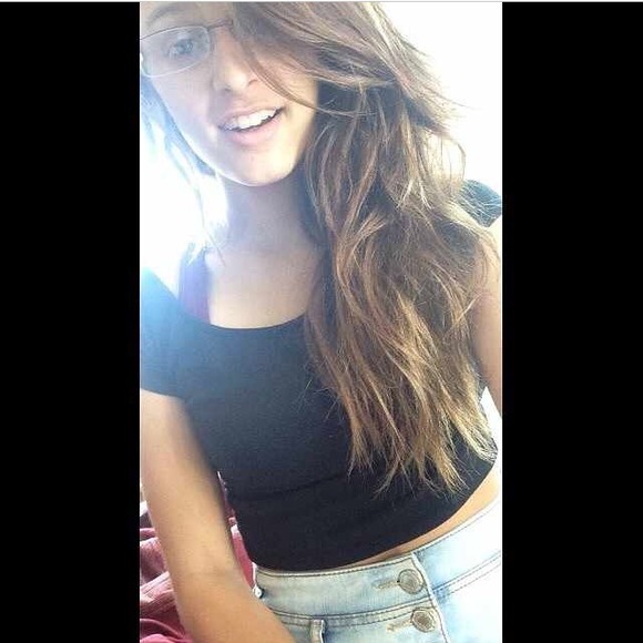 Hello fellow poshers! Is that what you call them?