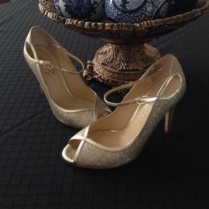 Ivanka Trump gold shoes