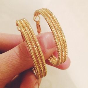 Urban Outfitters Gold Hoop Earrings