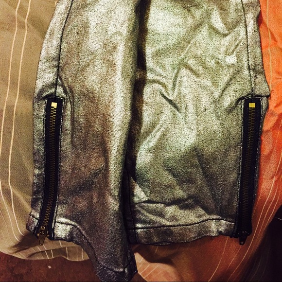 Pants - Picture 2 of 4