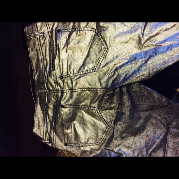 Pants - Picture 4 of 4