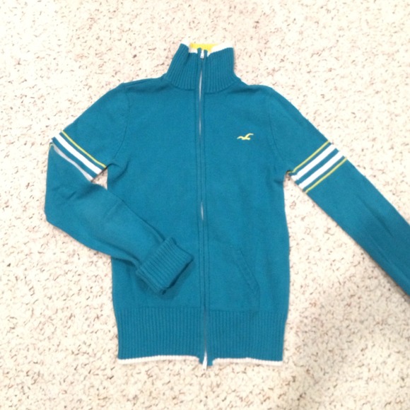 Hollister sweater zip up size medium - Picture 2 of 4