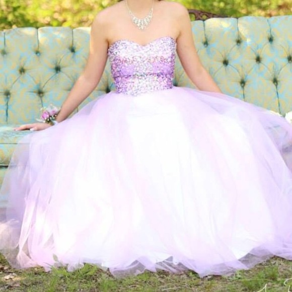 🚫SOLD🚫Lavender Beaded Sparkly Size 0 - 1