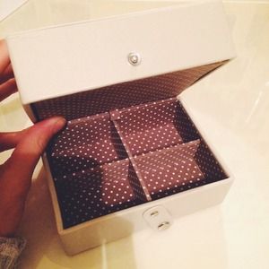 On-the-go Jewelry Box