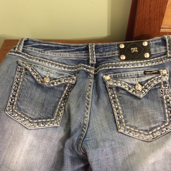 miss Me size 34 jeans.