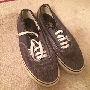 Sparkly denim like/dark grey vans