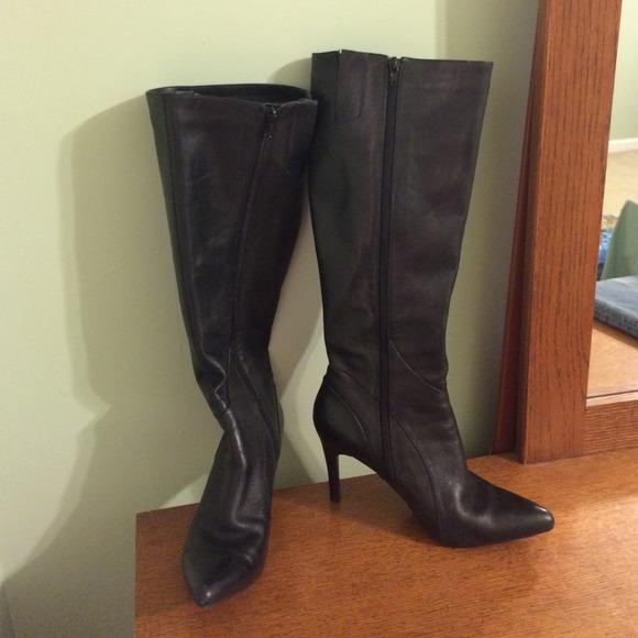 9 west black leather boots
