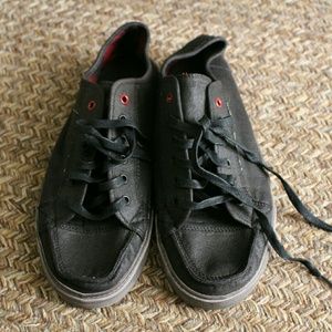 Sanuk Lace-Up Men's Shoes