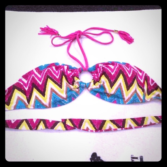 Chevron multi-way bikini top ! NWOT. - Picture 1 of 4