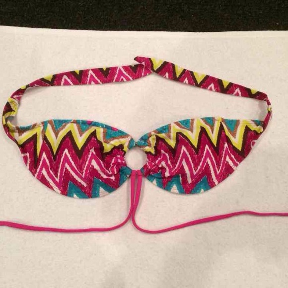 Chevron multi-way bikini top ! NWOT. - Picture 4 of 4