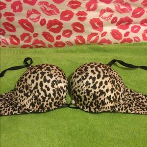 Victoria's Secret leopard print bra