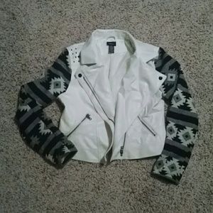 Tribal sleeve jacket
