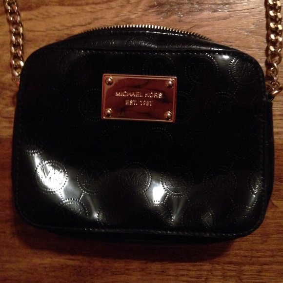 Black leather Michael Kors Logo clutch, new