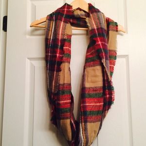 Look by M Plaid Infinity Scarf