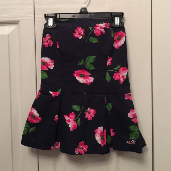 Strapless Hollister top NWOT
