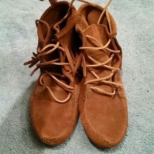 Minnetonka fringe booties