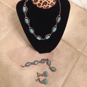 Gorgeous vintage set blue topaz