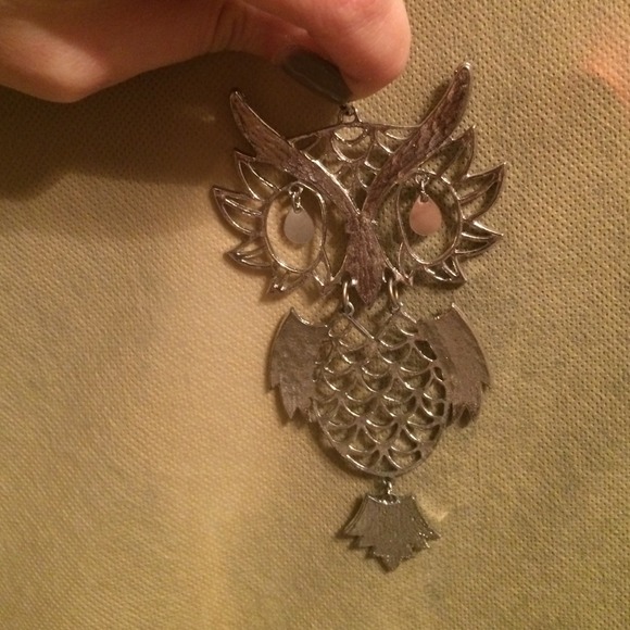 🦉Owl charm for necklace w/moveable pieces VINTAGE