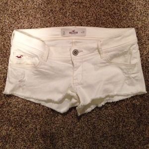 White hollister shorts