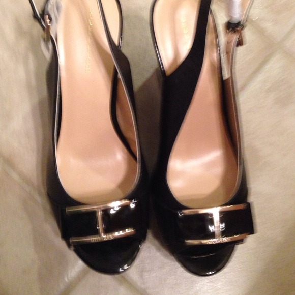 Brand new black shoes Tommy Hilfiger