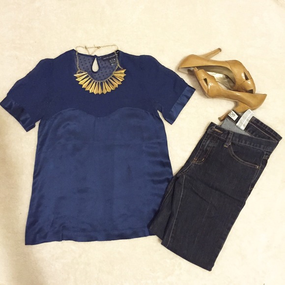 💄Navy Silk and Sheer Top💄