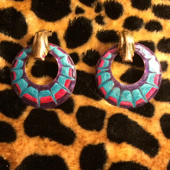 🎉HP Statement Style!🎉 80s inspired earrings - Picture 2 of 3