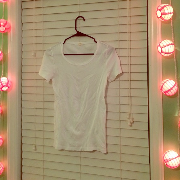 🚫SOLD🚫J. Crew White T-Shirt
