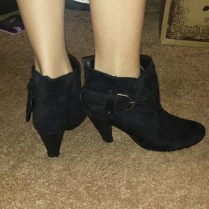 Pulse boot style heels