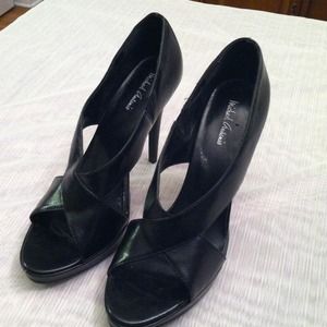 Black heels