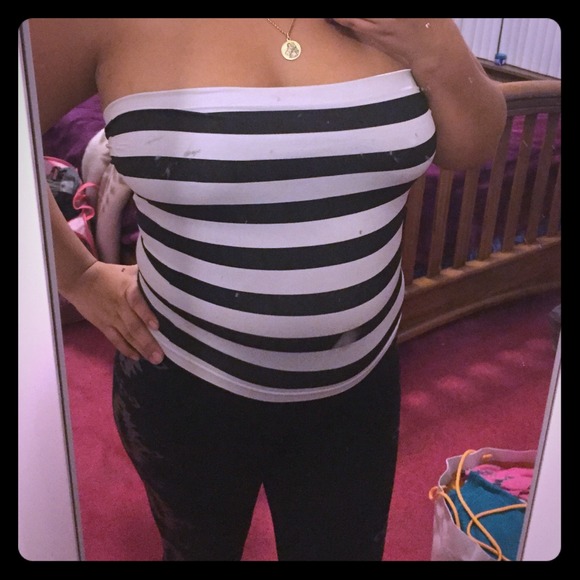 Tube top black and white stripes