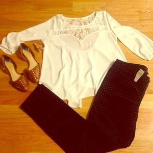 Ann Taylor Skinny Leg Pants!