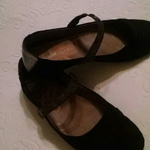 OTBT black metal mary janes