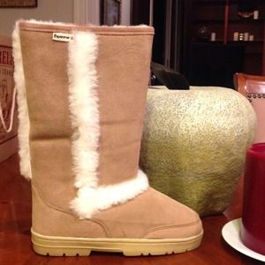 Bearpaw Slip On Boots