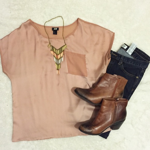 ⭐️ Sheer Back Silk Tee ⭐️