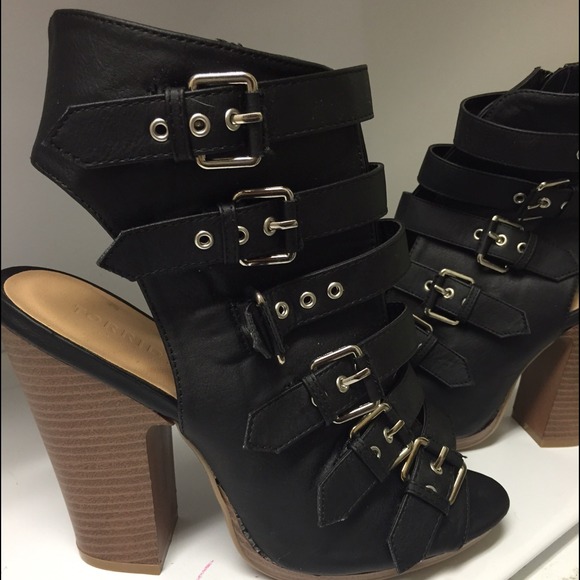 Torrid platform heel, buckles